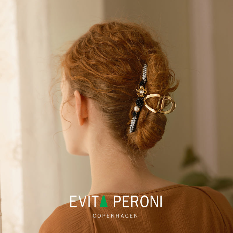 EVITA PERONI Candice Large Hair Claw | Isetan KL Online Store