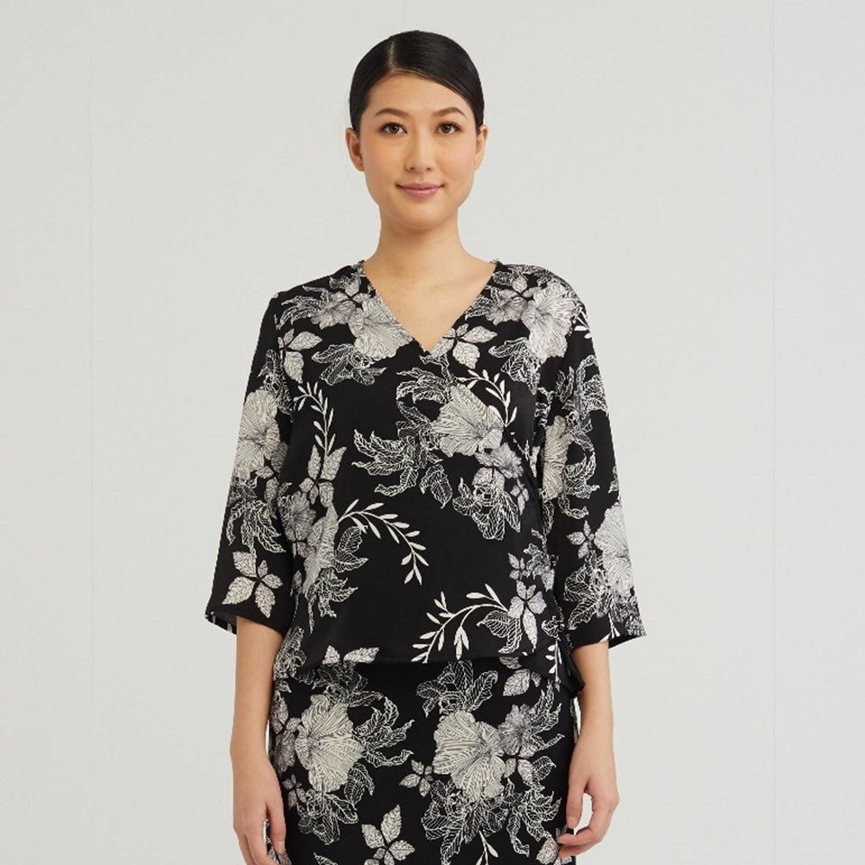 CULTIVATION [RAYA 2023] Floral Printed Long Sleeve Blouse (Black) | Isetan KL Online Store