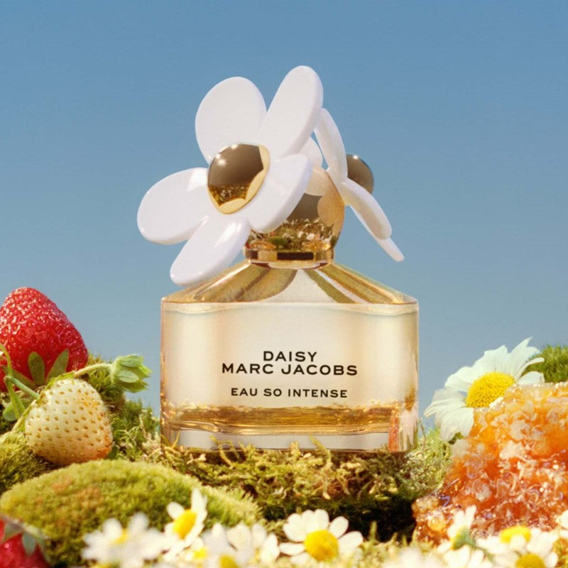 MARC JACOBS Daisy Eau So Intense Eau de Parfum | Isetan KL Online Store