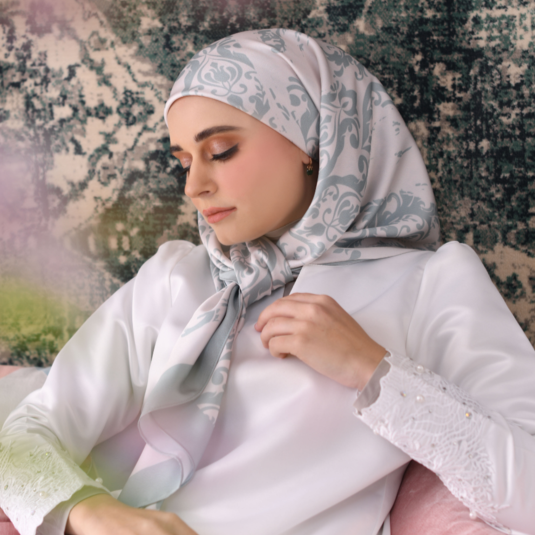SUGARSCARF COLOURS OF MOROCCO SQUARE | Isetan KL Online Store